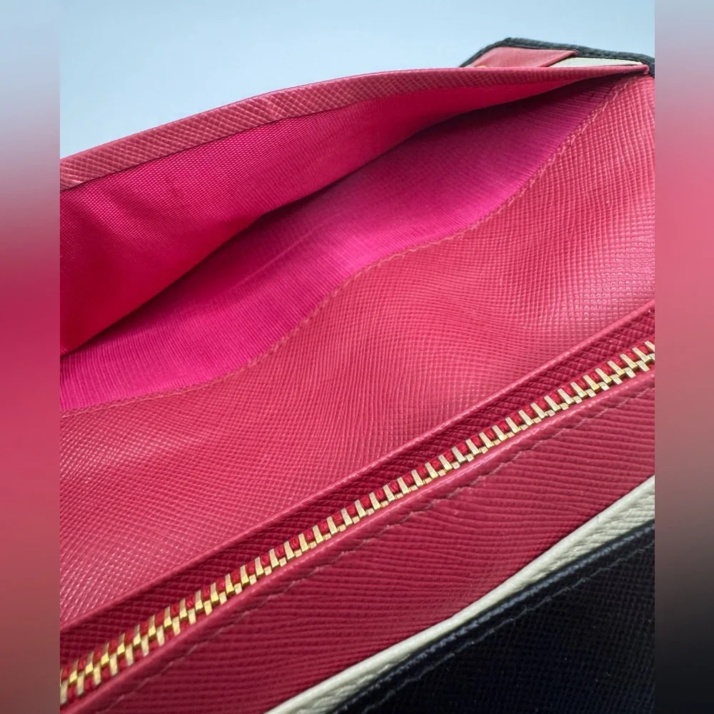Rare Prada Continental Wallet w. Pink and White Stripes - Limited Edition - Picture 11 of 14